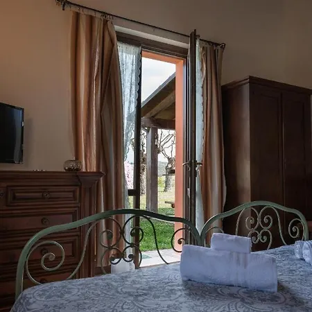 Agriturismo Ca Boscarini * Urbania